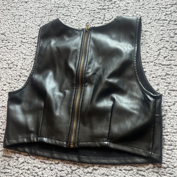 KIRIOUS Black Leather Top - Picture 5 of 10